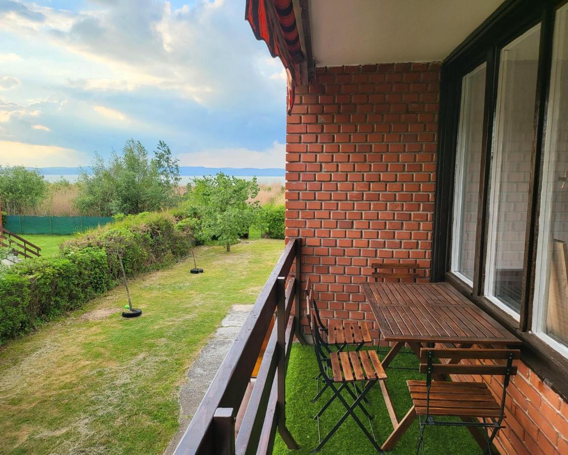Balatonic Apartman Zamardi Bagian luar foto