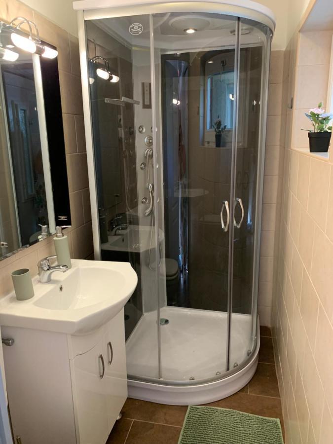 Balatonic Apartman Zamardi Bagian luar foto